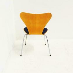 Fritz Hansen Vlinderstoelen, Design Stoelen,Blauwe Stof,Hout