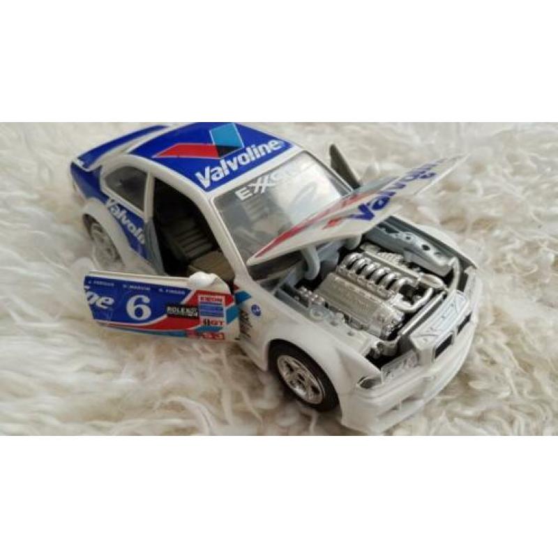 Bmw m3 1:24