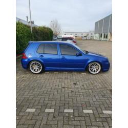 Volkswagen Golf 2.3 V5 125KW 2003 r32blauw