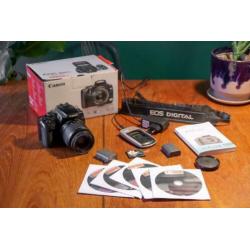 Canon 400D + 18-55 IS II, 3x Accu, oplader,8GB, doos + strap