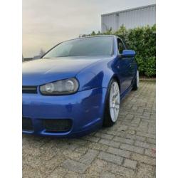 Volkswagen Golf 2.3 V5 125KW 2003 r32blauw