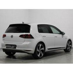 v.a. € 337 p/m | Volkswagen Golf 2.0 TDI GTD 184pk DAB