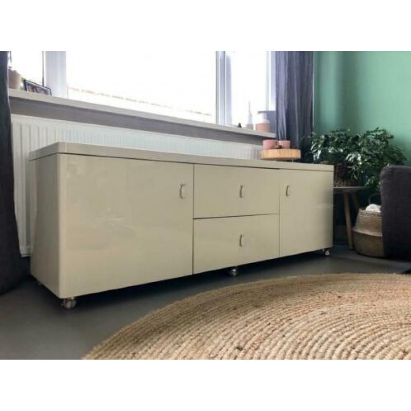 Dressoir jaren ‘50 stijl (IKEA)