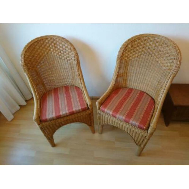 Rieten stoelen (2x)