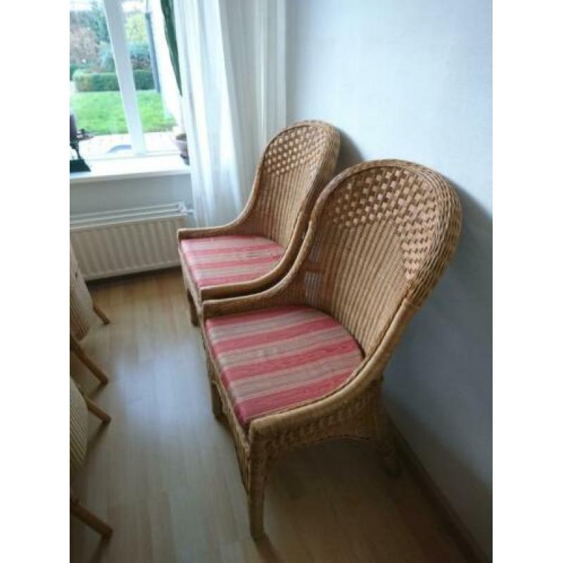 Rieten stoelen (2x)