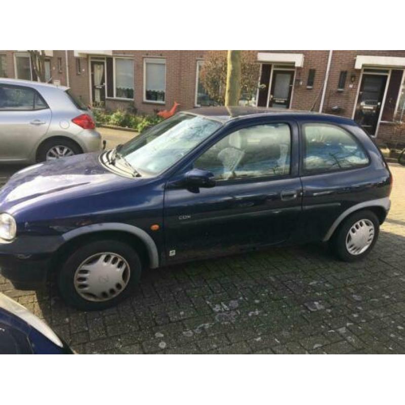 Opel Corsa 1.4 I 16V CDX 3D AUT 1998 Blauw