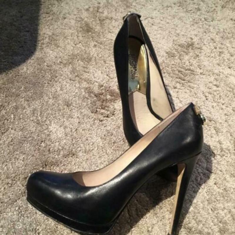 MICHAEL KORS pumps maat 8 38,5