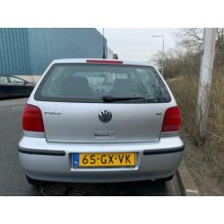 Volkswagen Polo 1.4-16V Comfortline 5DRS NAP!