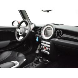 MINI Cabrio 1.6 COOPER S 174 PK + LEDER / STOELVERWARMING /