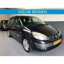 Renault SCENIC Grand Scénic 2.0 Priv.Luxe/ 7 pers/leder Half