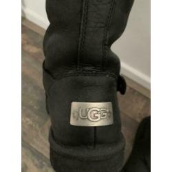 Zwart leren Uggs laarzen te koop