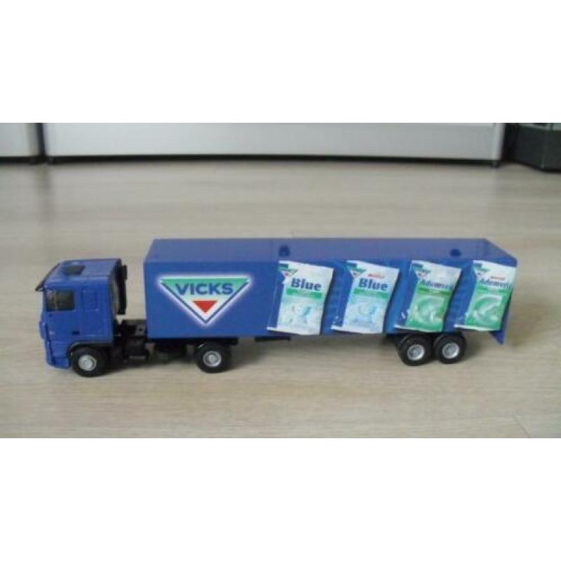 Te koop mooie lion toys daf 95 xf vicks schaal 1:50