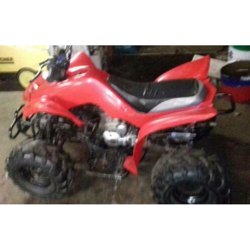 Te koop quad 250cc.