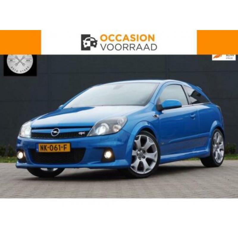 Opel Astra GTC 2.0 T OPC € 11.940,00