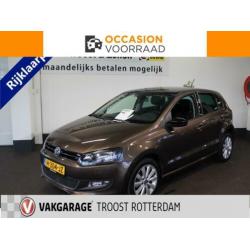 Volkswagen Polo 1.4-16V style panoramadak € 10.950,00