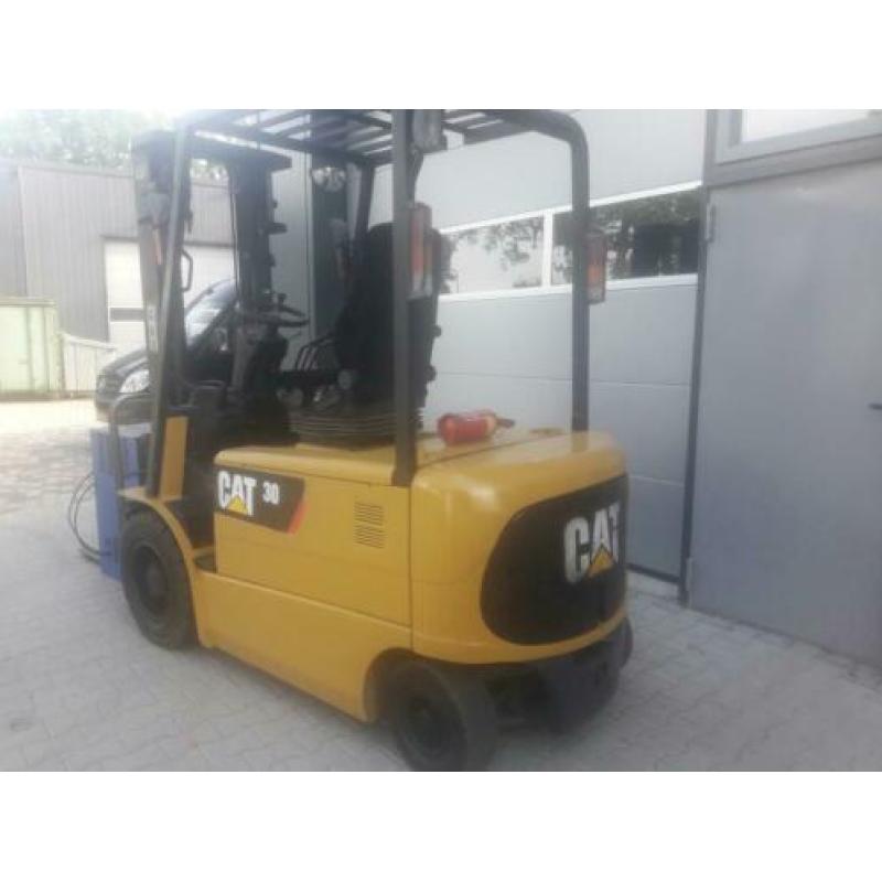 Caterpillar Heftruck, 3 ton duplo (bj 2013)