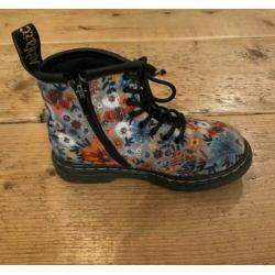 Dr. Martens maat 27