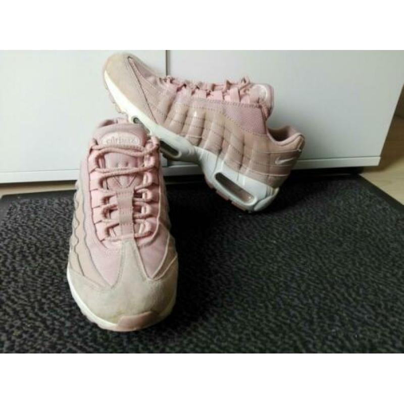 Nike Airmax 95 sneakers roze mt 40 izgst