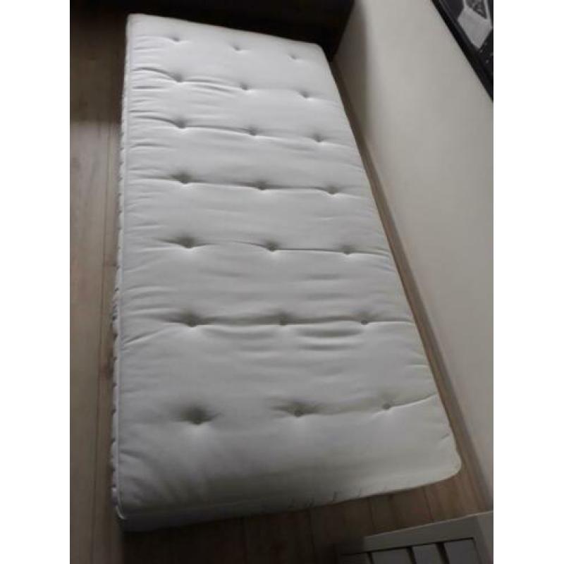 Matras Ikea Hyllestad, middelhard, 90x200 cm, 1 persoons