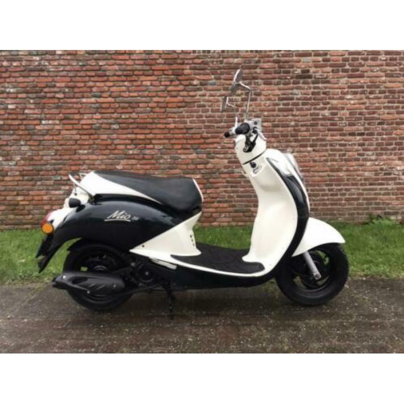 Sym Mio 4 Takt Snorscooter In Nette Staat Met Kenteken!