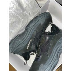 Balenciaga Triple S zwart maat 40