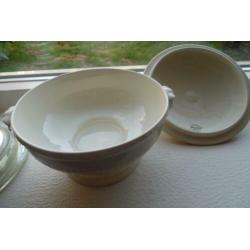 Wedgwood Edme, terrine 20 cm + ovale schaal