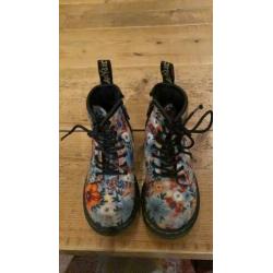 Dr. Martens maat 27