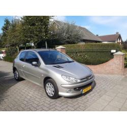 Peugeot 206 1.4 Air-line