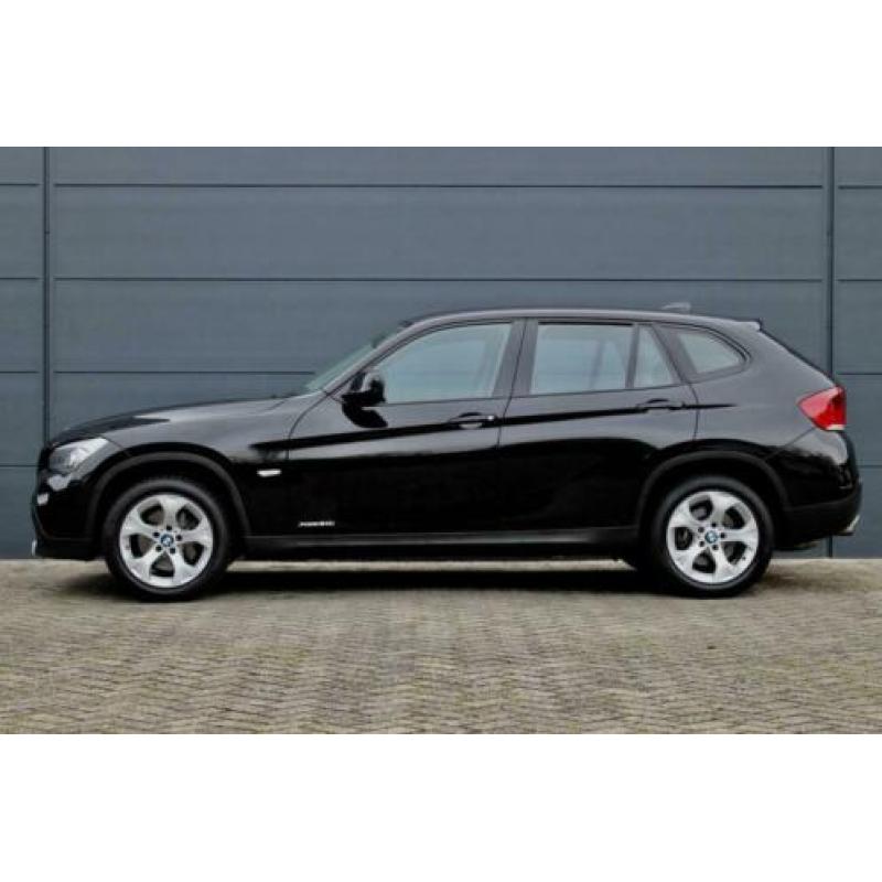 BMW X1 XDrive20i Business (NAVIGATIE. CLIMA. PD € 12.945,00