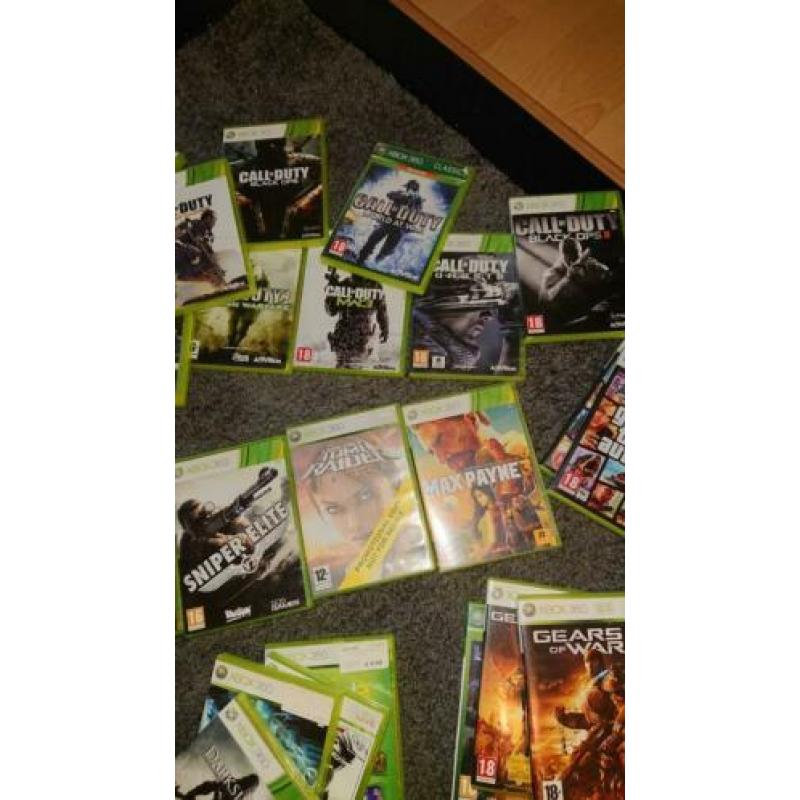 Xbox 360 met 35 games en twee joysticks