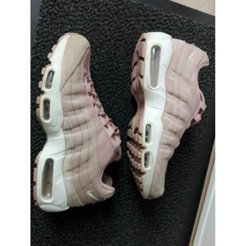 Nike Airmax 95 sneakers roze mt 40 izgst