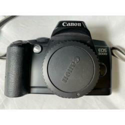 Canon EOS 5000 vintage SLR film camera analog