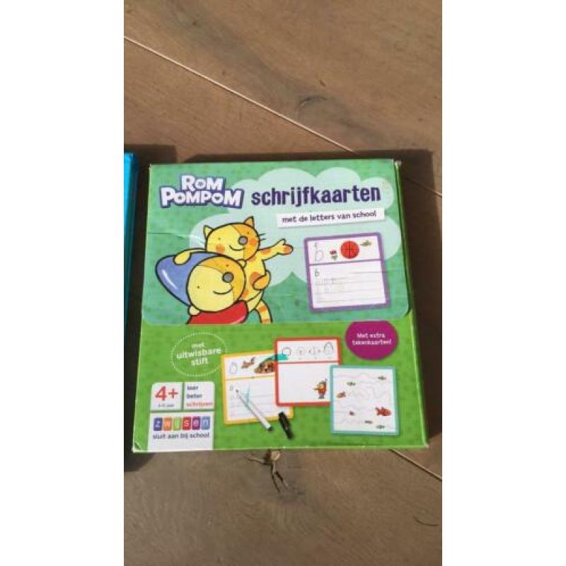 Rom pompom schrijfkaarten en woordmaker