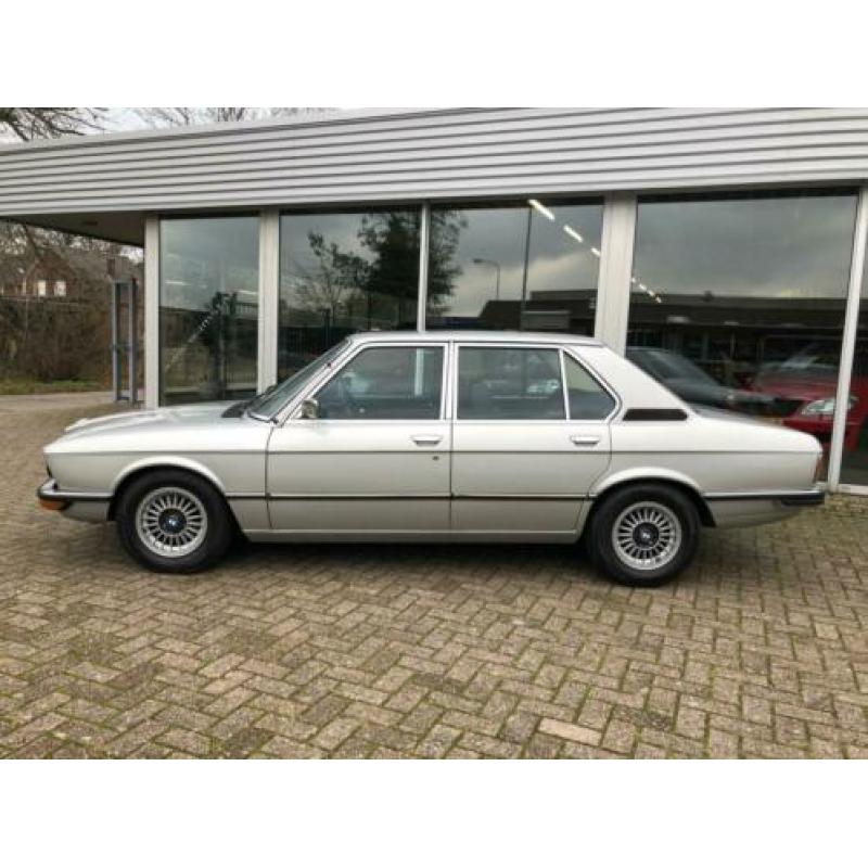 BMW 5-serie 525 Automaat E12, Nieuwstaat 104.000 KM