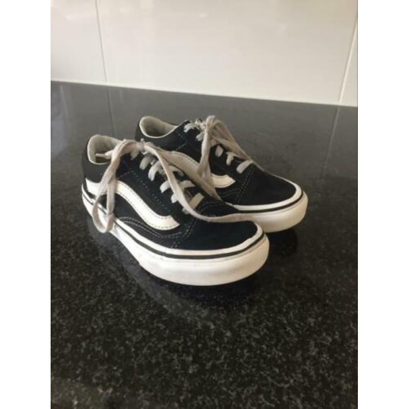 Vans maat 28