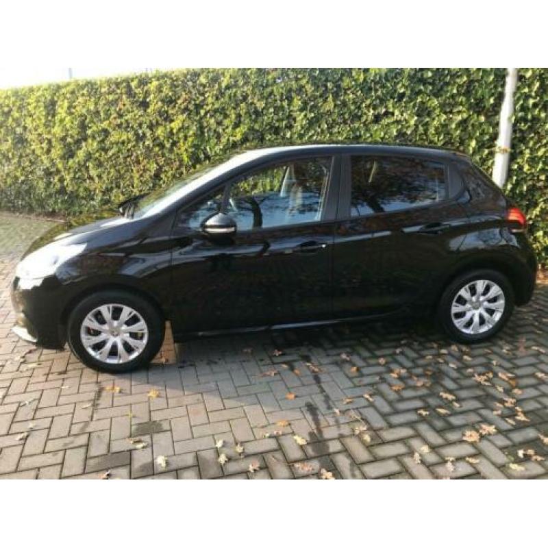 Peugeot 208 1.2 PureTech Active ,Navi, Airco, Led, Cruisecon