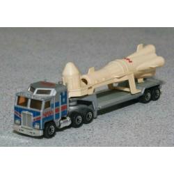 Kenworth Nasa met raket. Merk: Matchbox Lesney. Schaal 1:90