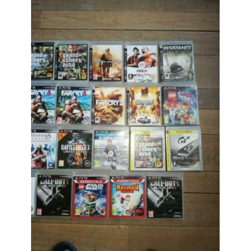 Ps3 met controllers en spellen