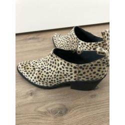 Animal print laarsje maat 38