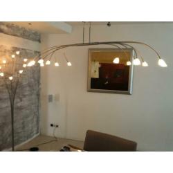 Rvs plafond en staander lamp leuk setje