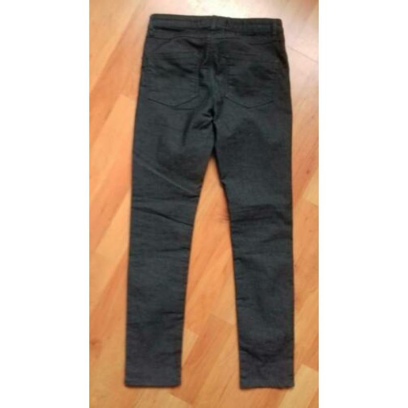 LOGG grijze broek maat 146