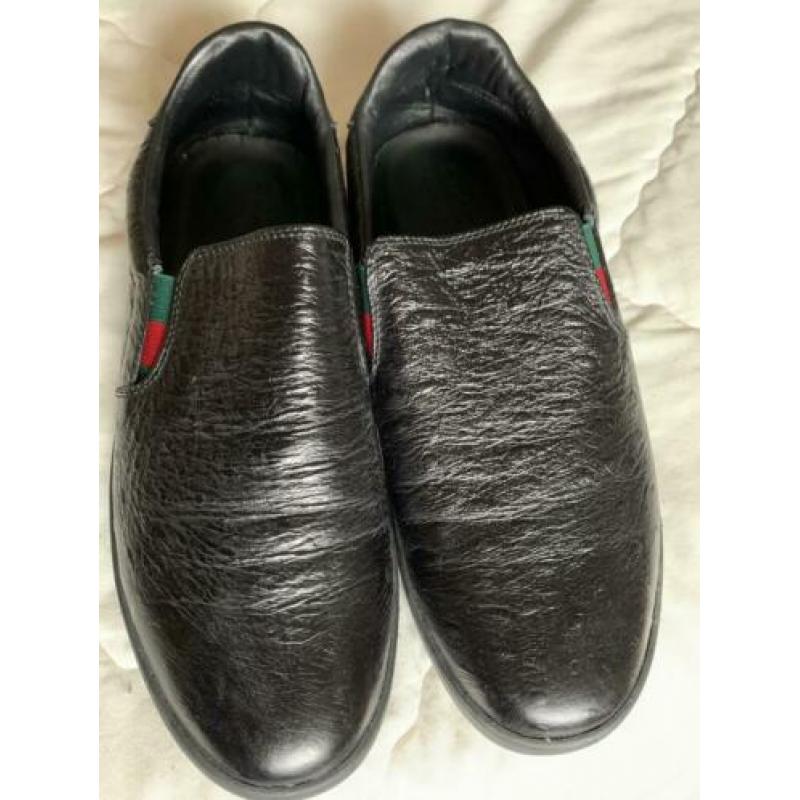 GUCCI! Black mt 44