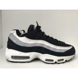 Nike Air Max 95 “ Zwart Wit Grijs” maat 42