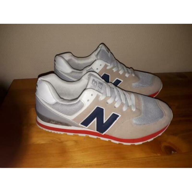 Beige New Balance 574 Sneakers maat 42