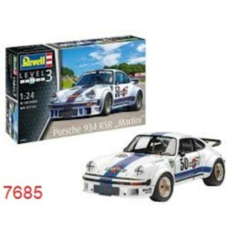 New Revell PORSCHE 934 RSR Martini 1:24 07685 modelbouw