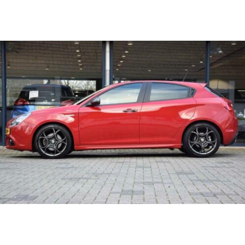 Alfa Romeo Giulietta 1.4 T 170PK Sprint Automaat | Full Map