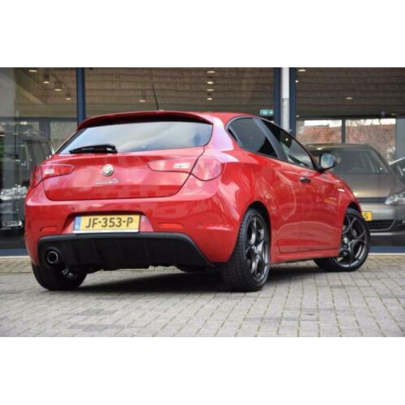 Alfa Romeo Giulietta 1.4 T 170PK Sprint Automaat | Full Map