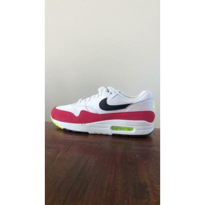 Nike air max 1 white black volt rush pink