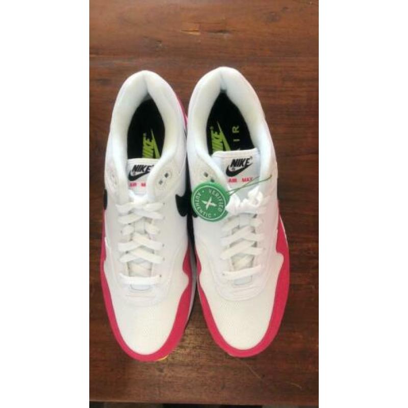 Nike air max 1 white black volt rush pink