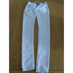 broek wit lang maat 152